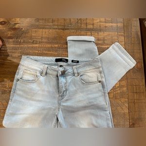 1822 skinny light blue jeans size 28